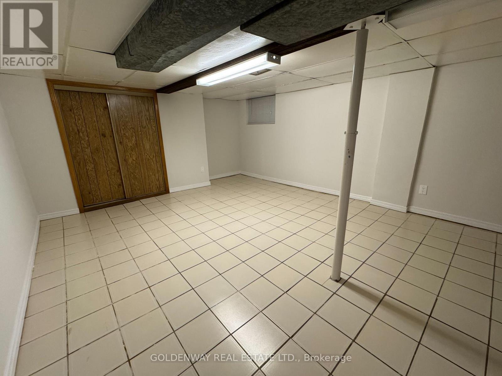 327 Springdale Boulevard, Toronto, Ontario M4C 2A3 - Photo 20 - E13731124