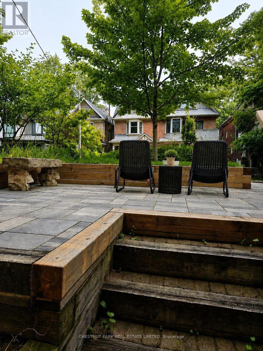 Lower - 10 Wroxeter Avenue, Toronto, Ontario M4K 1J6 - Photo 4 - E13137768