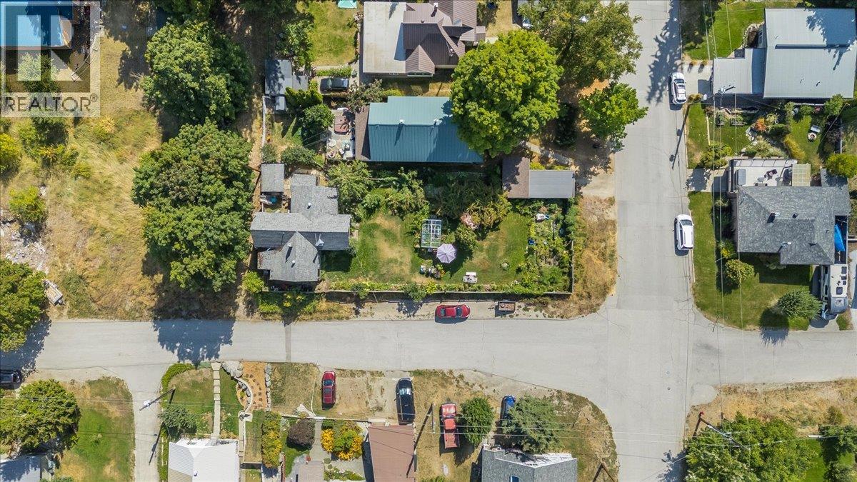 2433 First Avenue, Rossland, British Columbia  V0G 1Y0 - Photo 53 - 10399495