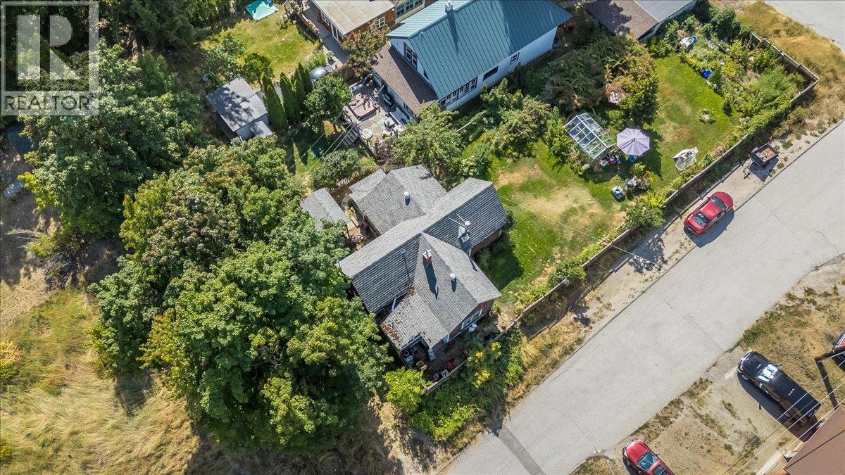 2433 First Avenue, Rossland, British Columbia  V0G 1Y0 - Photo 50 - 10399495