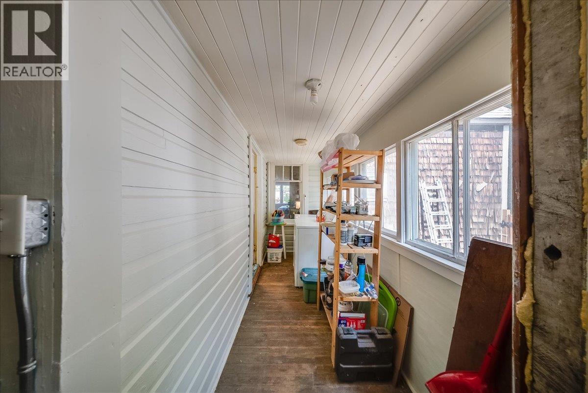 2433 First Avenue, Rossland, British Columbia  V0G 1Y0 - Photo 30 - 10399495