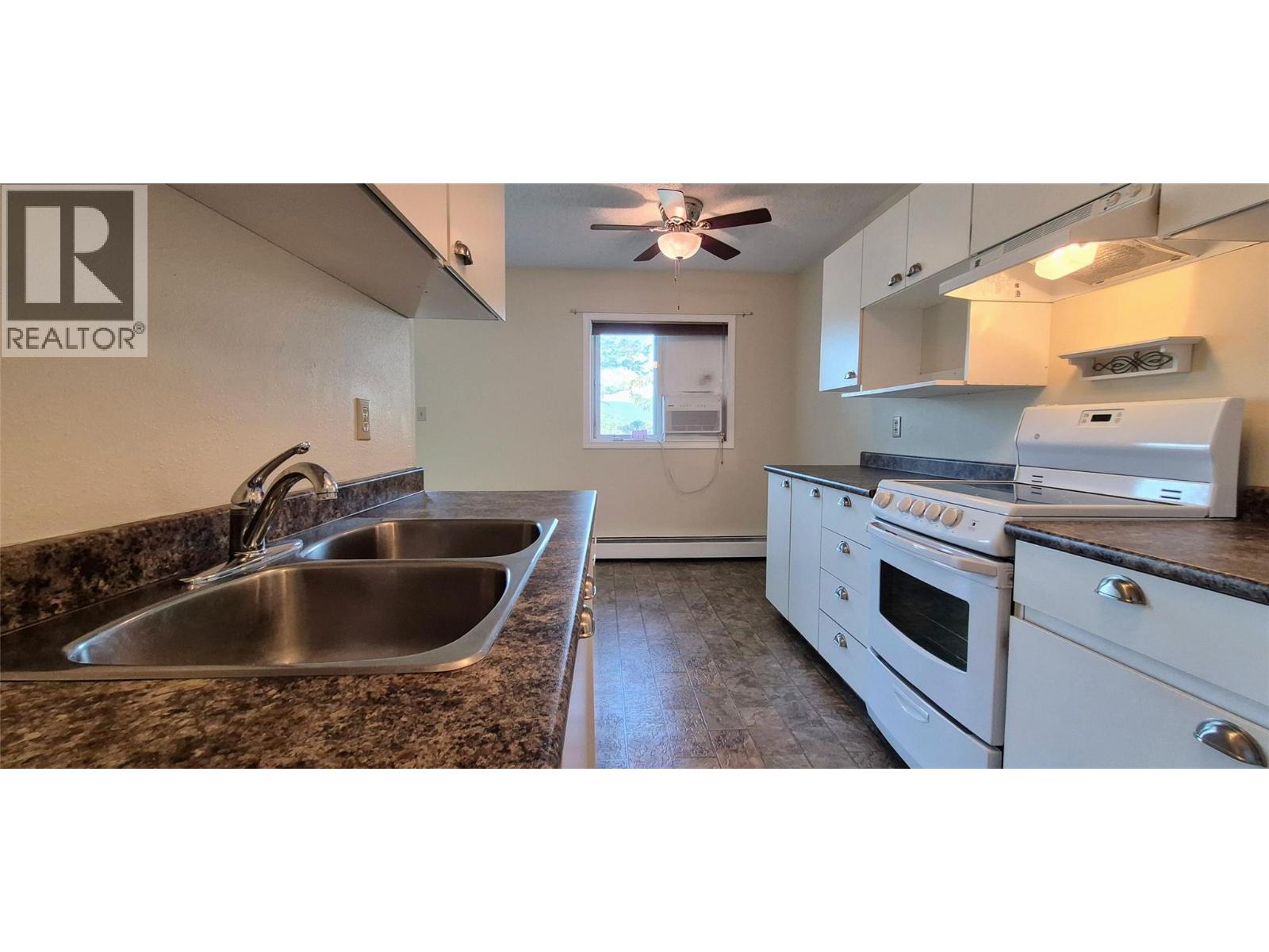 2015 2nd Street N Unit# 1402, Cranbrook, British Columbia  V1C 3L4 - Photo 14 - 10399604