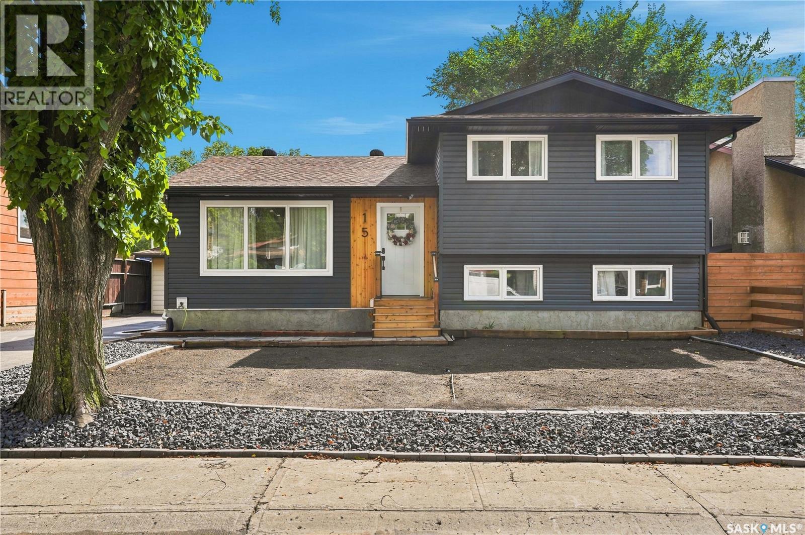 15 Rendek Crescent, Regina, Saskatchewan  S4X 1H7 - Photo 1 - SK047349