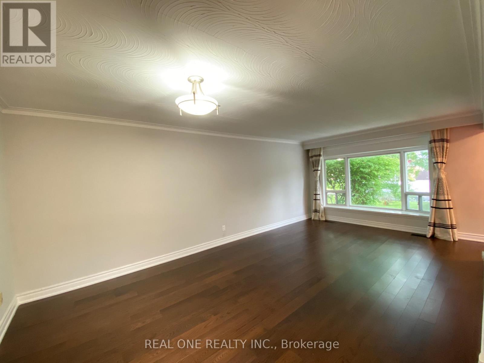 2 Bedrooms - 63 Sundial Crescent, Toronto, Ontario  M4A 2J7 - Photo 6 - C13738702