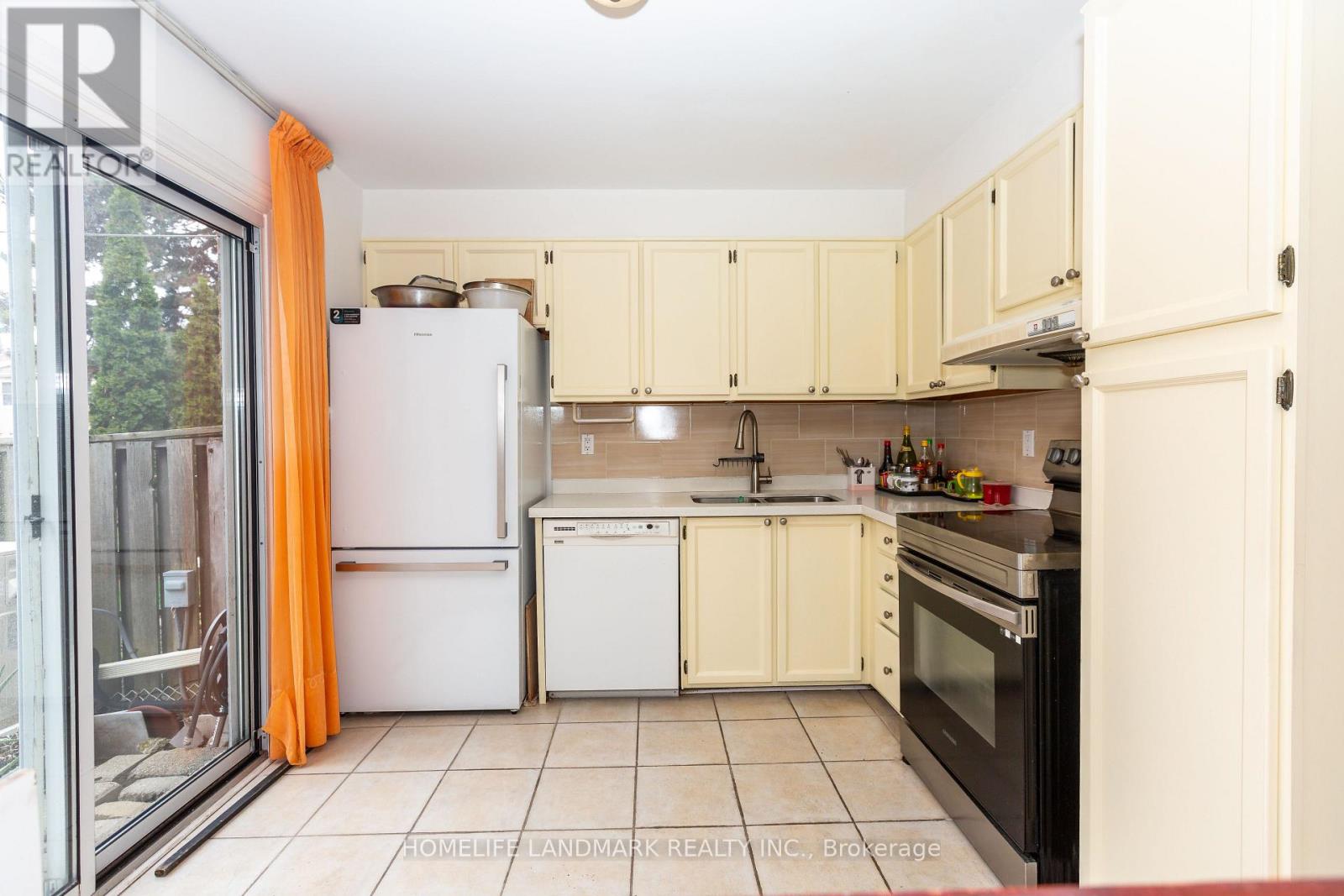 102 - 91 L'amoreaux Drive S, Toronto, Ontario  M1W 2J8 - Photo 10 - E13738732