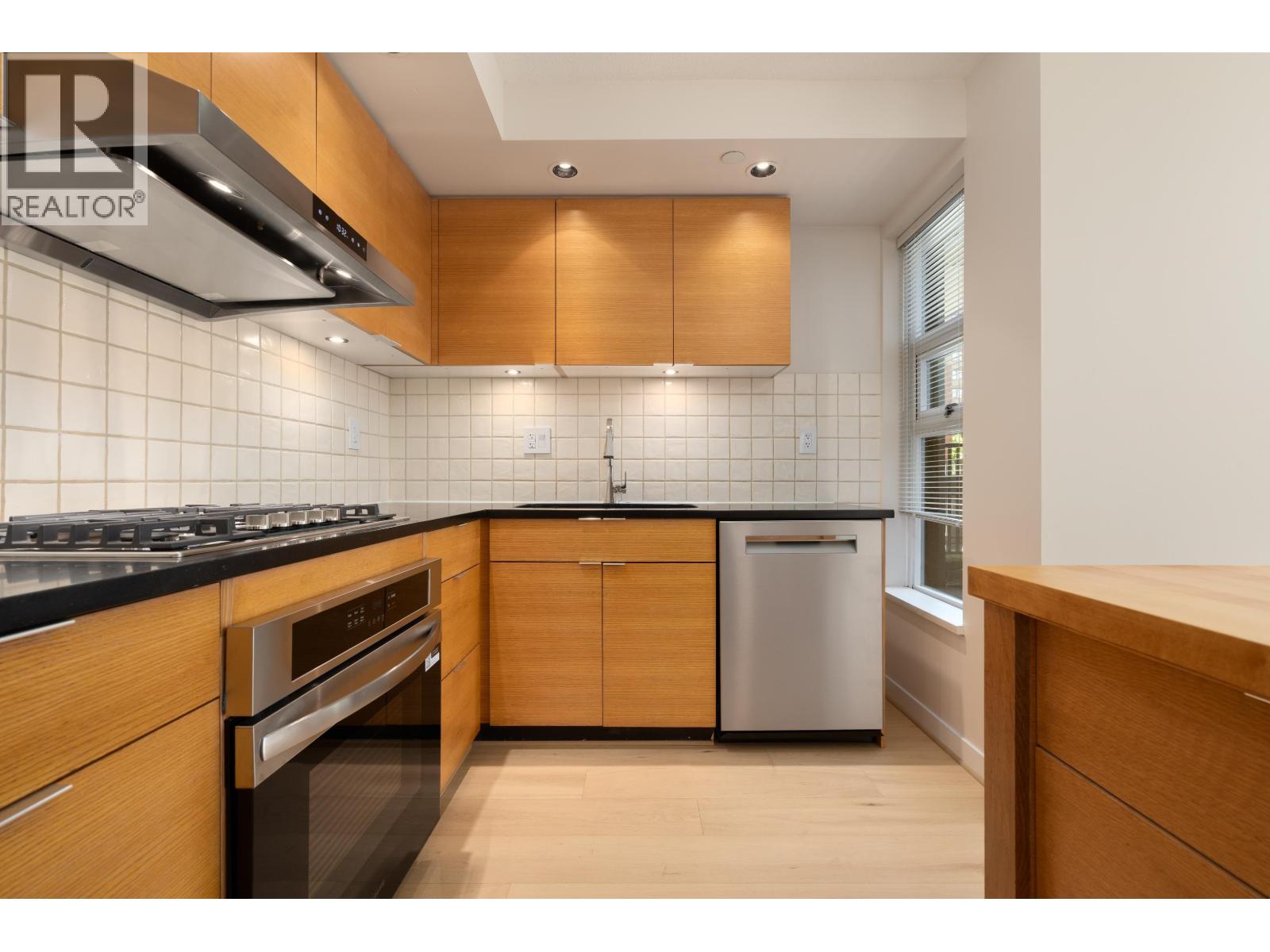 401 1055 Homer Street, Vancouver, British Columbia  V6B 1G3 - Photo 11 - R3160968