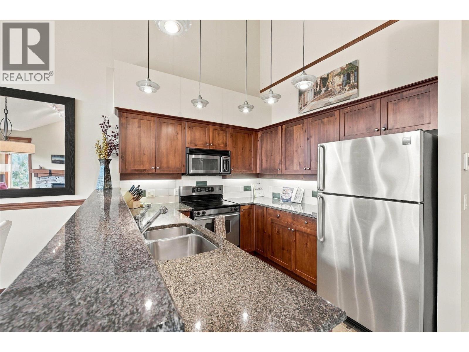 7 2323 Taluswood Place, Whistler, British Columbia  V8E 0P9 - Photo 11 - R3160976