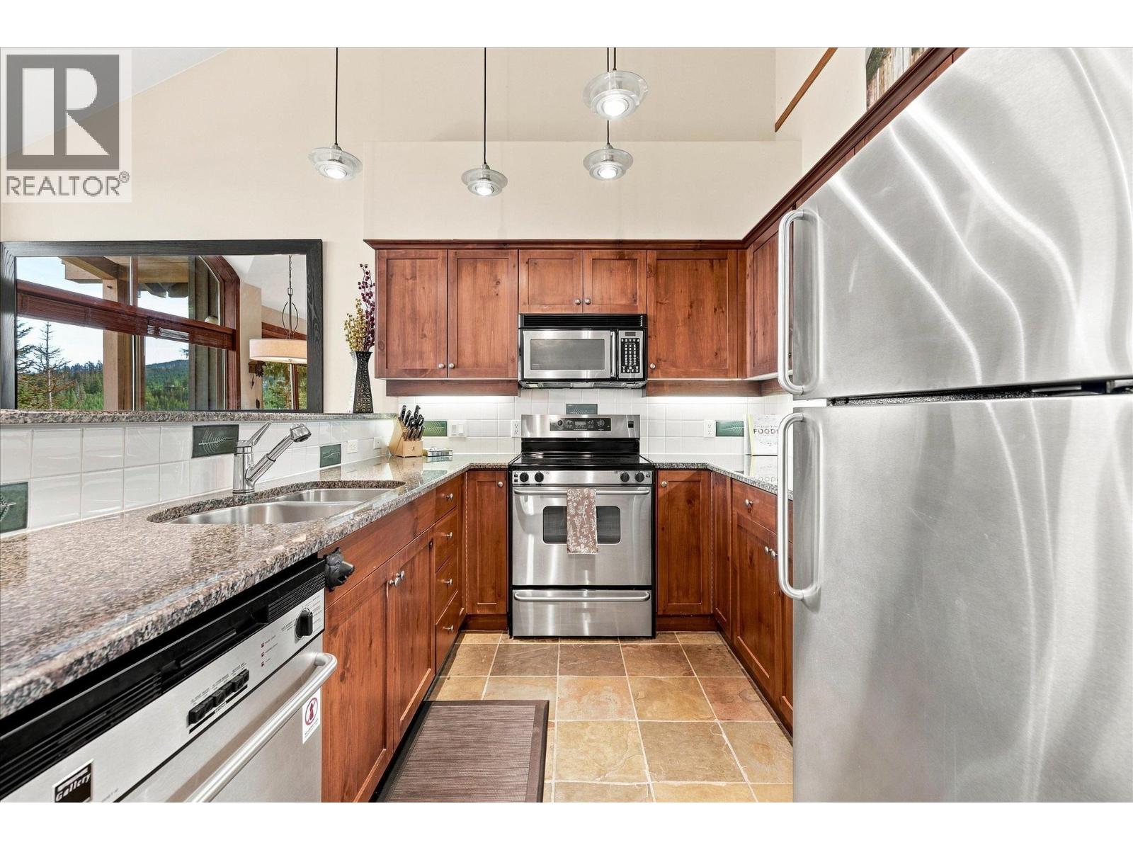 7 2323 Taluswood Place, Whistler, British Columbia  V8E 0P9 - Photo 12 - R3160976