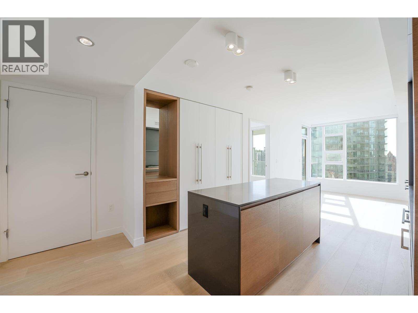 2710 1289 Hornby Street, Vancouver, British Columbia  V6Z 0G7 - Photo 7 - R3160985