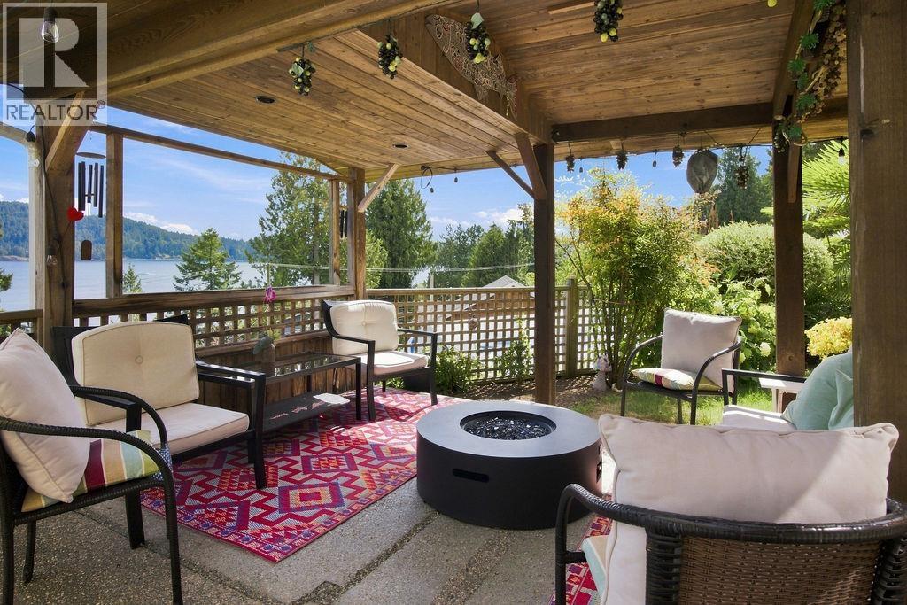491 Woodland Avenue, Gibsons, British Columbia  V0N 1V1 - Photo 32 - R3160978