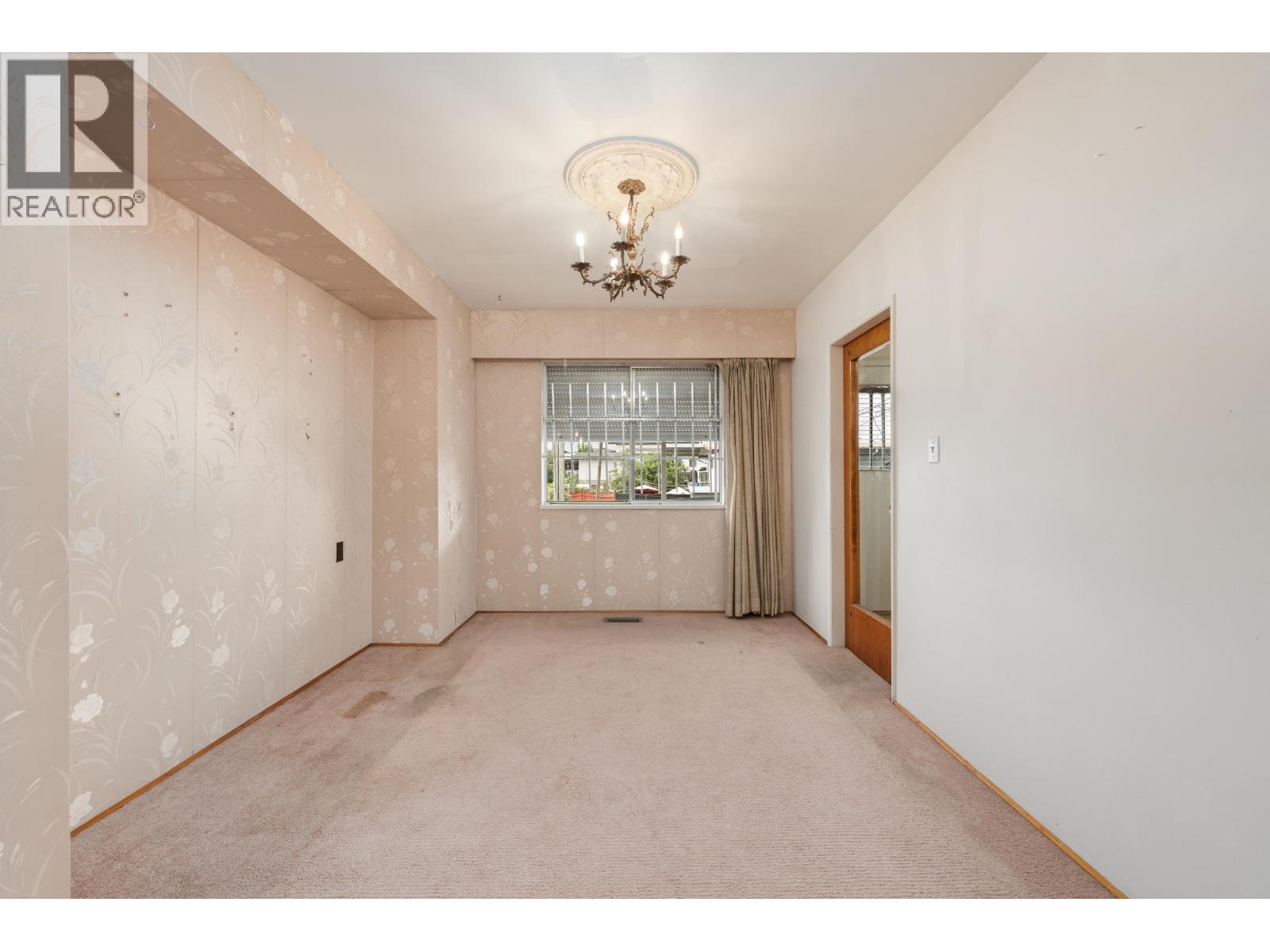 4561 Manor Street, Vancouver, British Columbia  V5R 3X4 - Photo 5 - R3161004