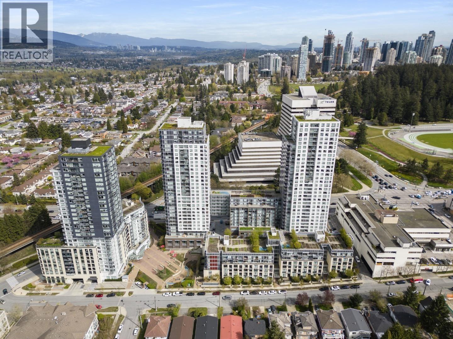 3203 5665 Boundary Road, Vancouver, British Columbia  V5R 0E4 - Photo 3 - R3160979