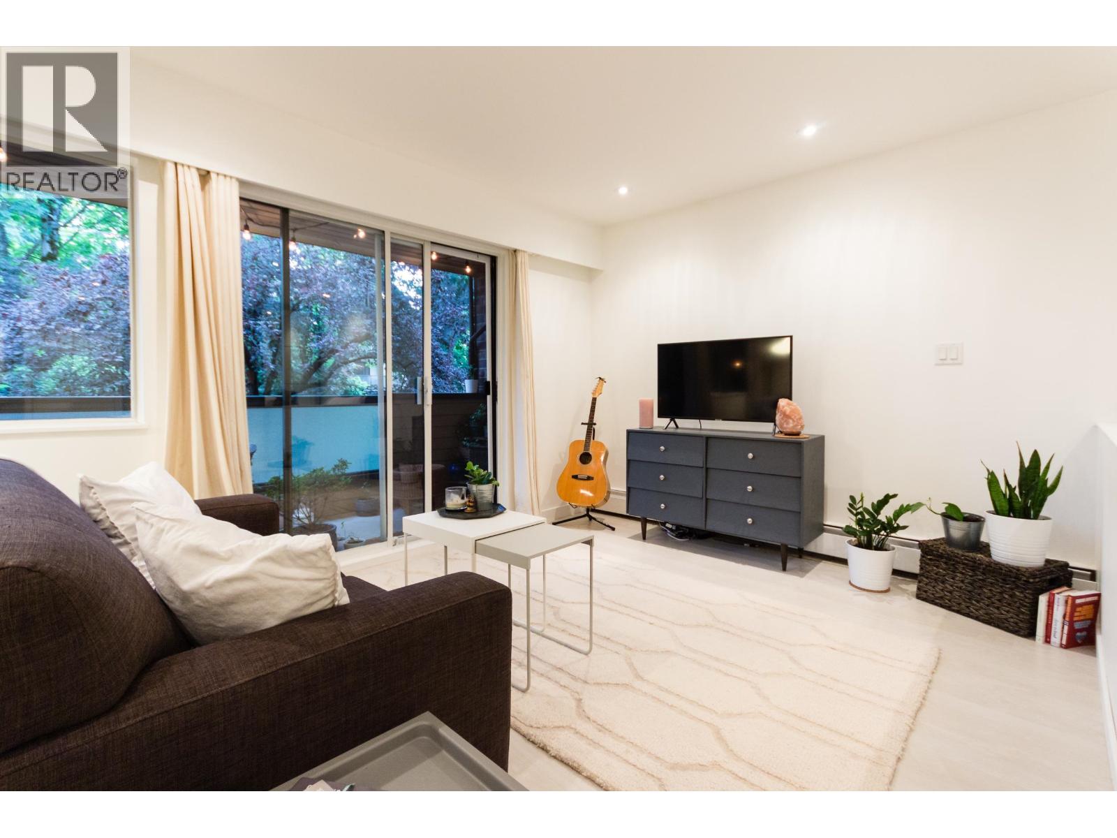 219 2190 W 7TH AVENUE, vancouver, British Columbia