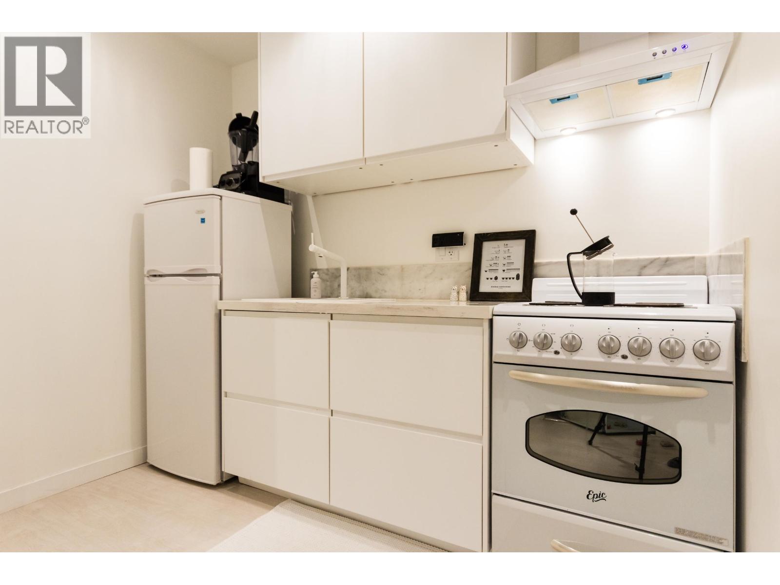 219 2190 W 7th Avenue, Vancouver, British Columbia  V6K 4K7 - Photo 12 - R3160984