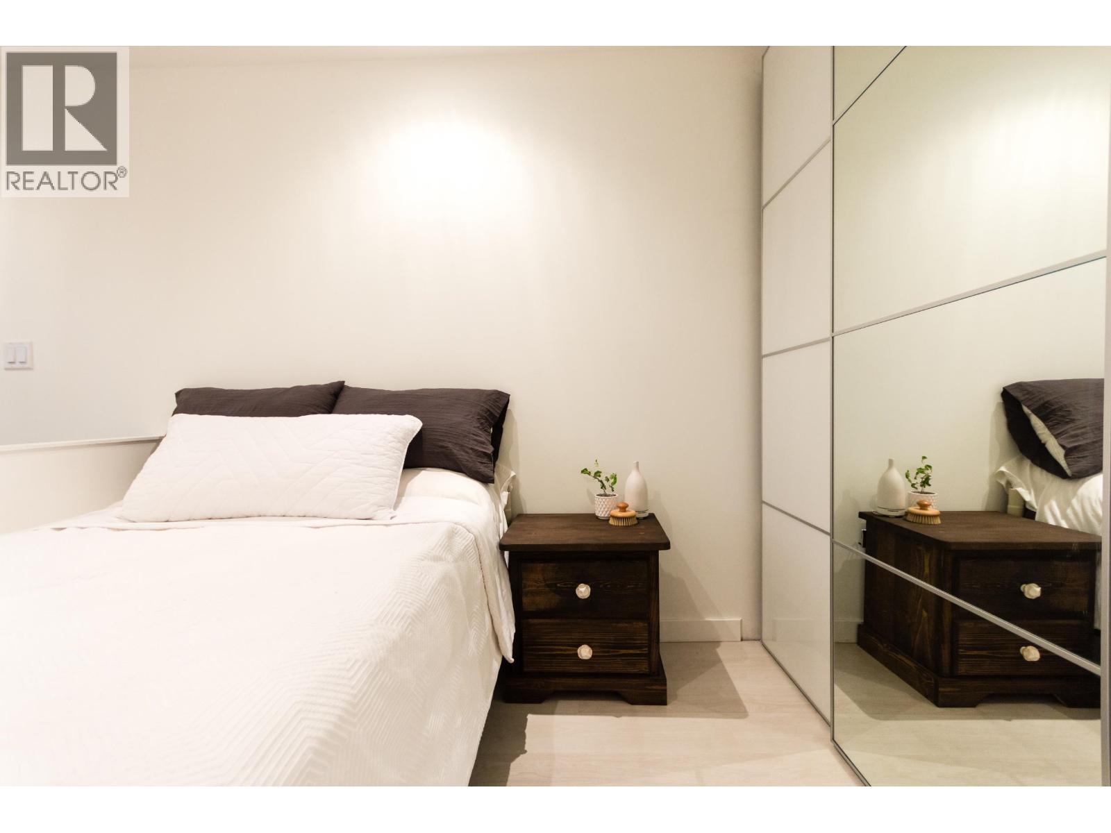 219 2190 W 7th Avenue, Vancouver, British Columbia  V6K 4K7 - Photo 8 - R3160984