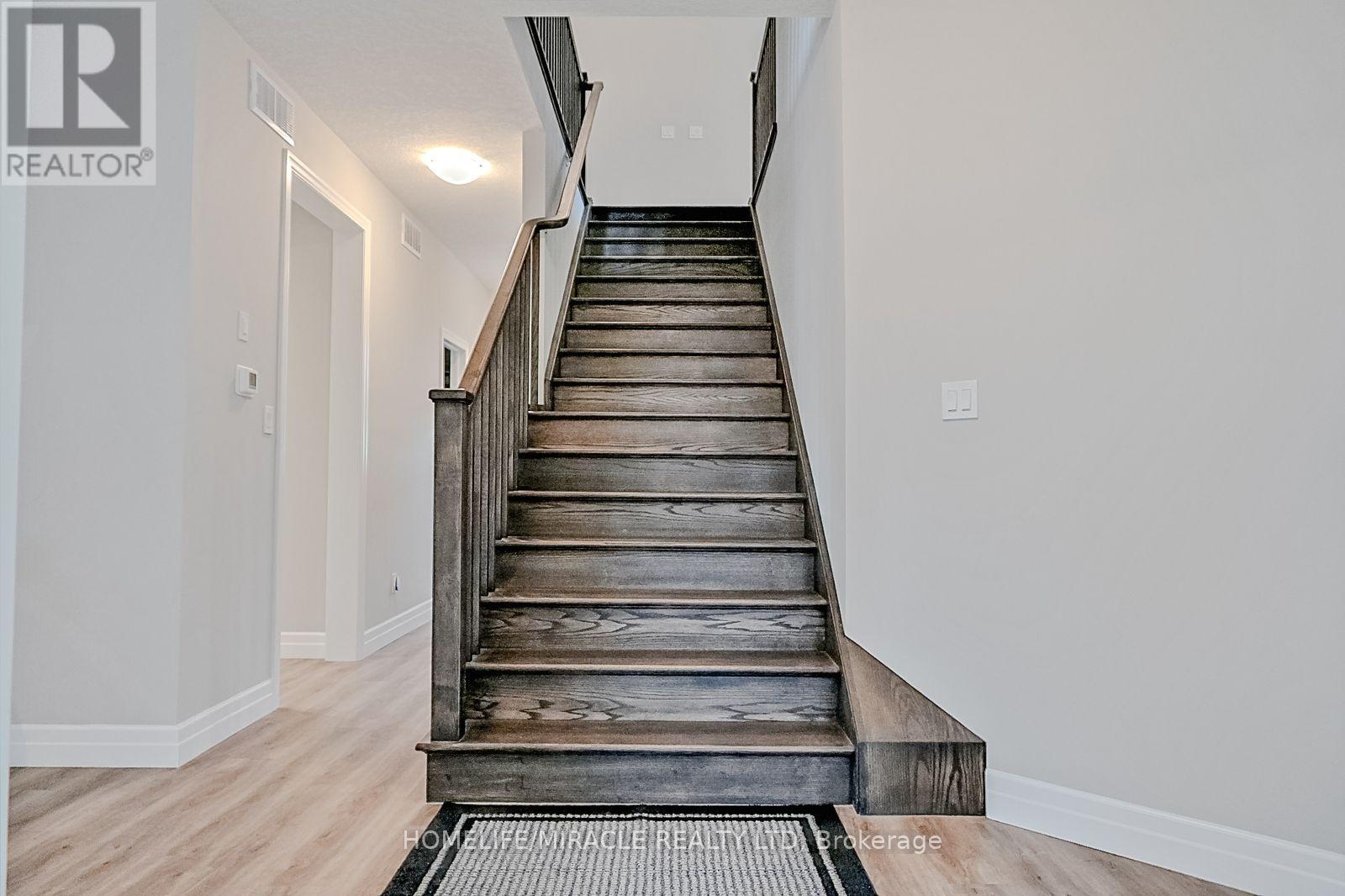 249 Ladyslipper Drive, Waterloo, Ontario  N2V 0H5 - Photo 9 - X13716464