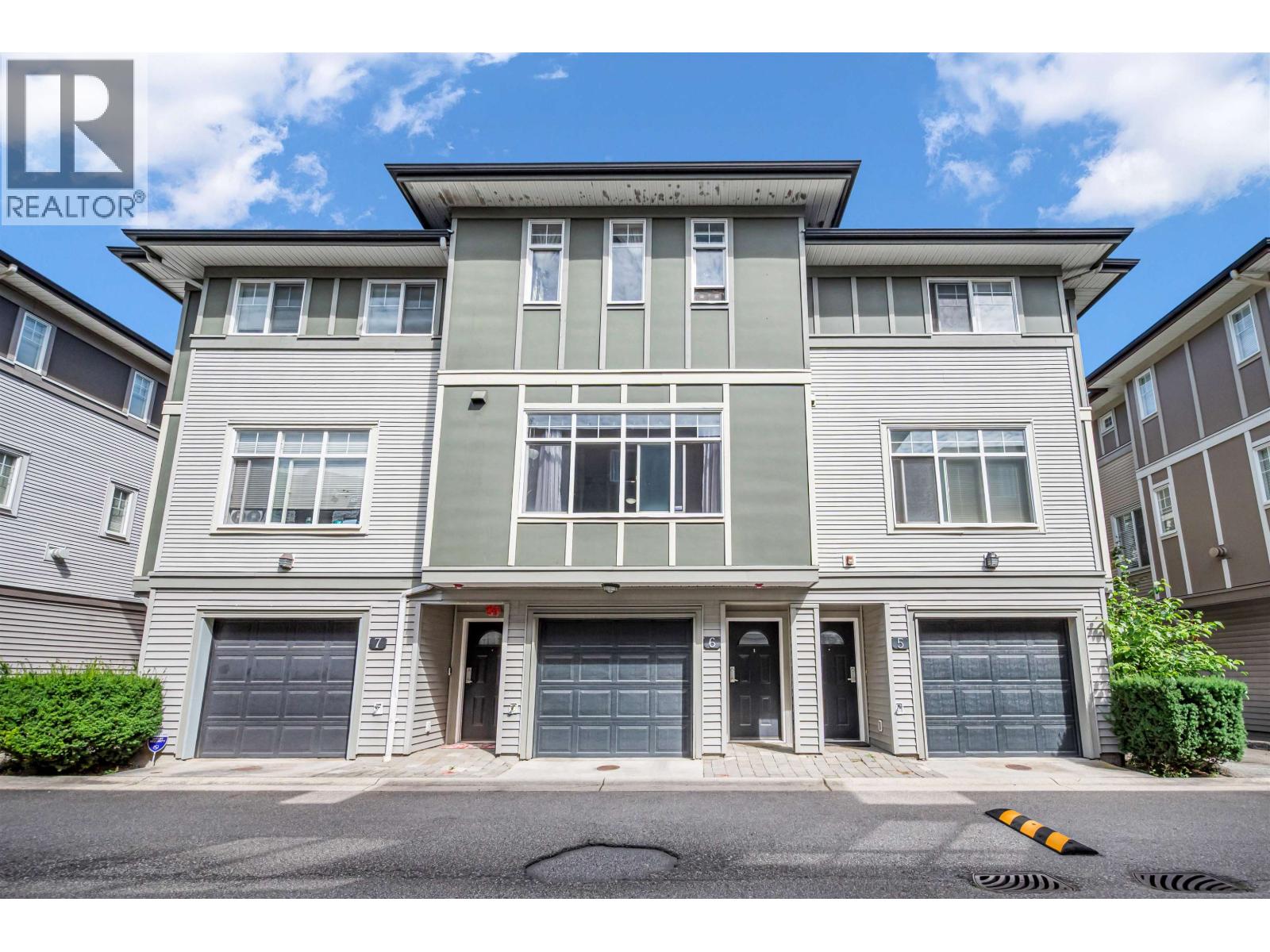 6 1010 Ewen Avenue, New Westminster, British Columbia  V3M 5C9 - Photo 1 - R3160977