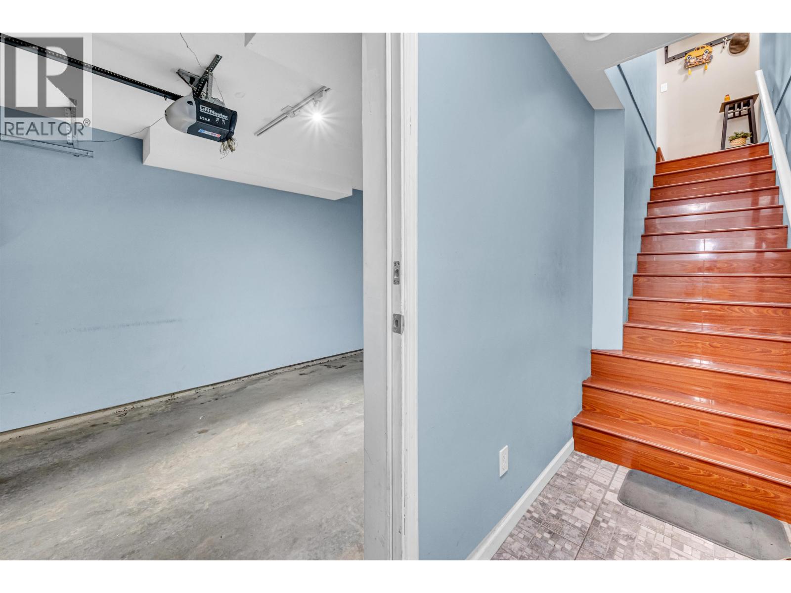 6 1010 Ewen Avenue, New Westminster, British Columbia  V3M 5C9 - Photo 5 - R3160977