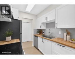 305 466 E EIGHTH AVENUE, New Westminster, British Columbia