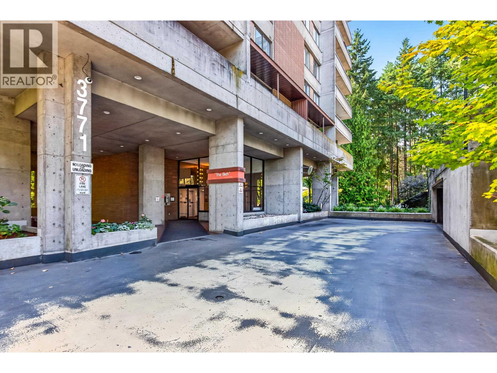 1601 3771 Bartlett Court, Burnaby, British Columbia  V3J 7G8 - Photo 4 - R3160969