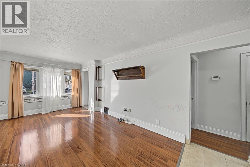 270 Weir Street N, Hamilton, Ontario  L8H 5G3 - Photo 8 - 40860011