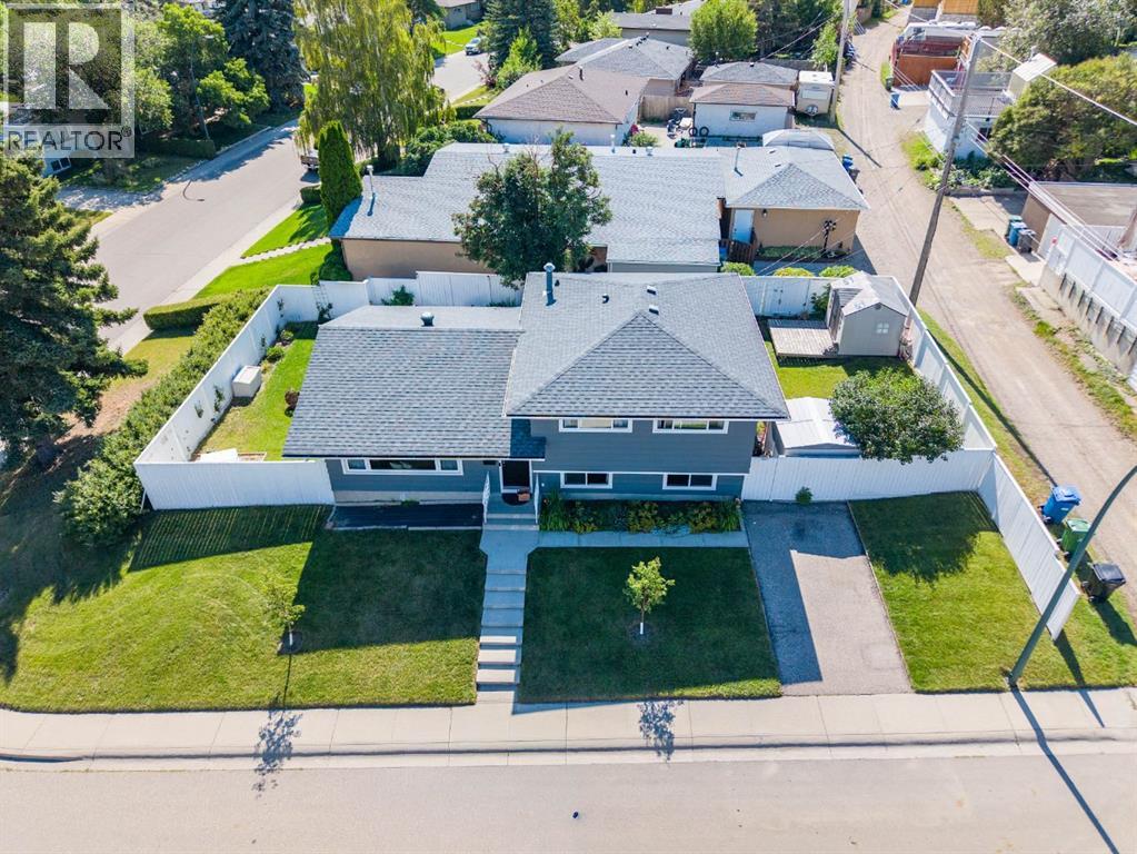 1004 Huntercove Place Nw, Calgary, Alberta  T2K 4S3 - Photo 37 - A2339545