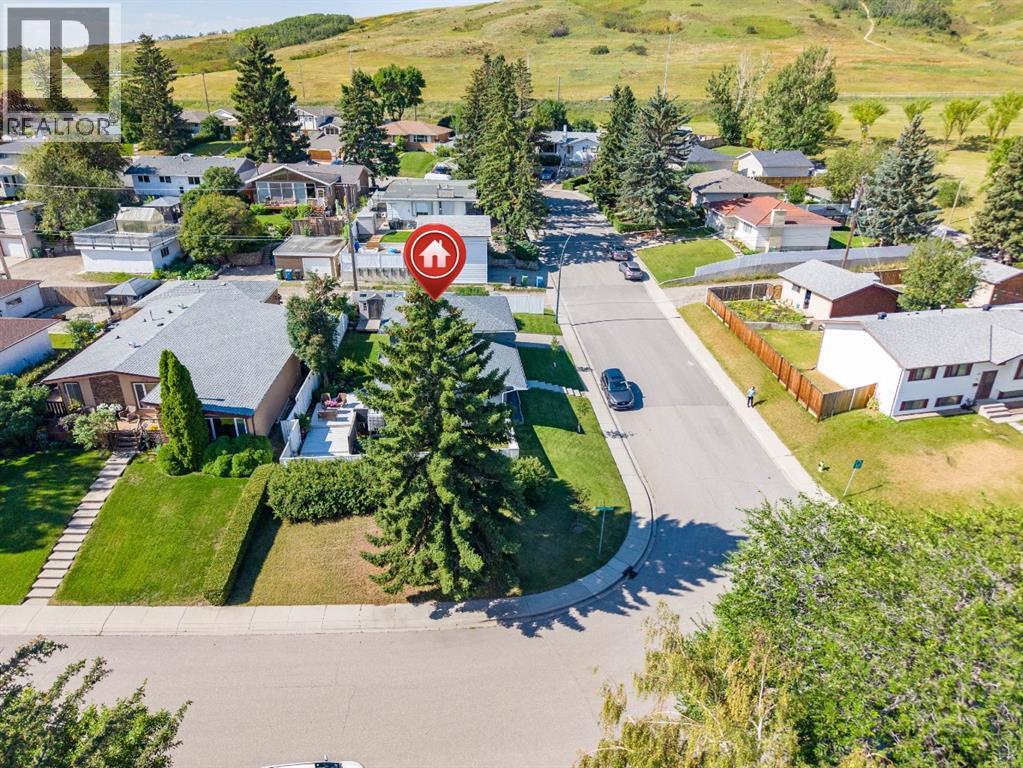1004 Huntercove Place Nw, Calgary, Alberta  T2K 4S3 - Photo 38 - A2339545