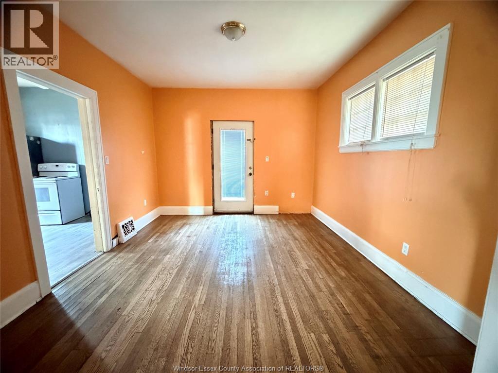 490 Crawford, Windsor, Ontario  N9A 5C4 - Photo 5 - 26021511