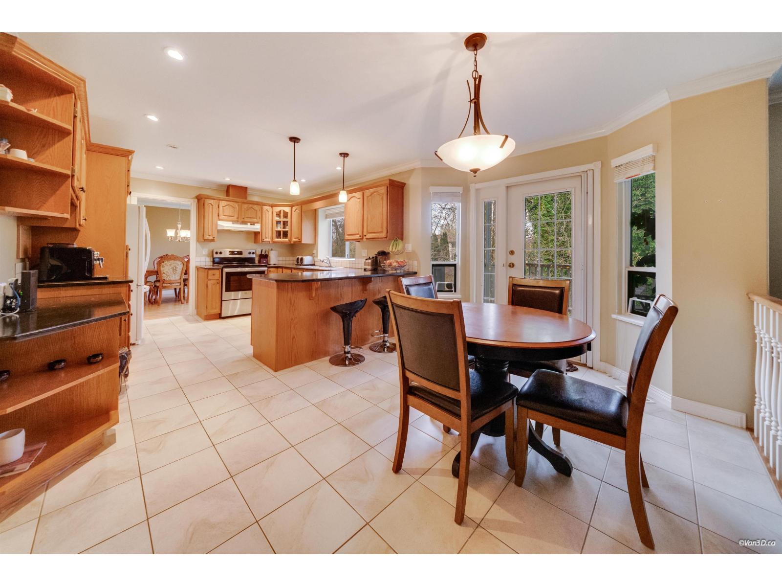 8569 141a Street, Surrey, British Columbia  V3W 0S3 - Photo 6 - R3160867