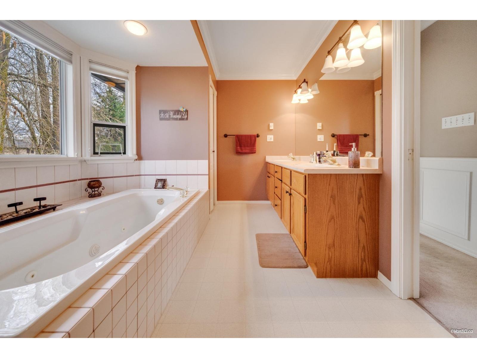 8569 141a Street, Surrey, British Columbia  V3W 0S3 - Photo 12 - R3160867