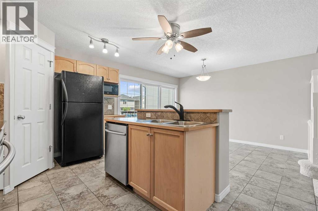 28 Saddlebrook Gardens Ne, Calgary, Alberta  T3J 5M6 - Photo 11 - A2325561