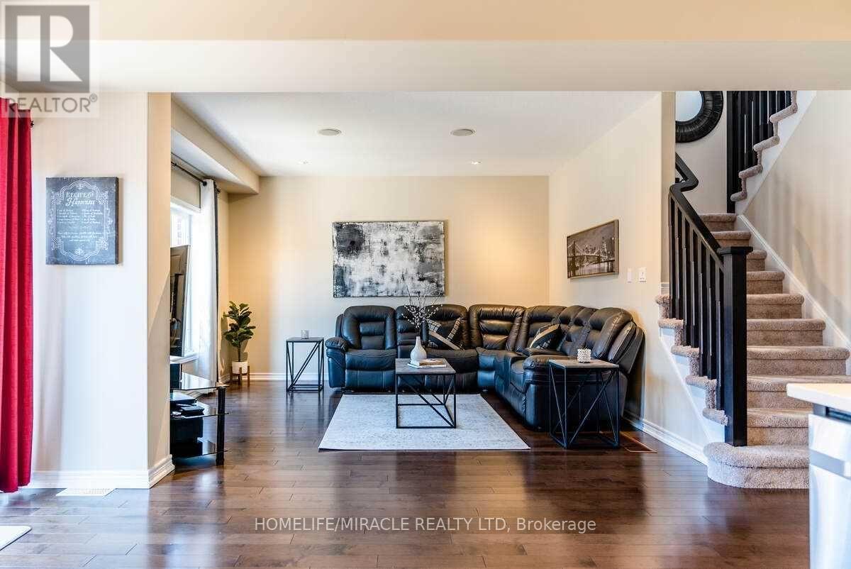 32 Carleton Trail, New Tecumseth, Ontario  L0G 1A0 - Photo 8 - N13473182