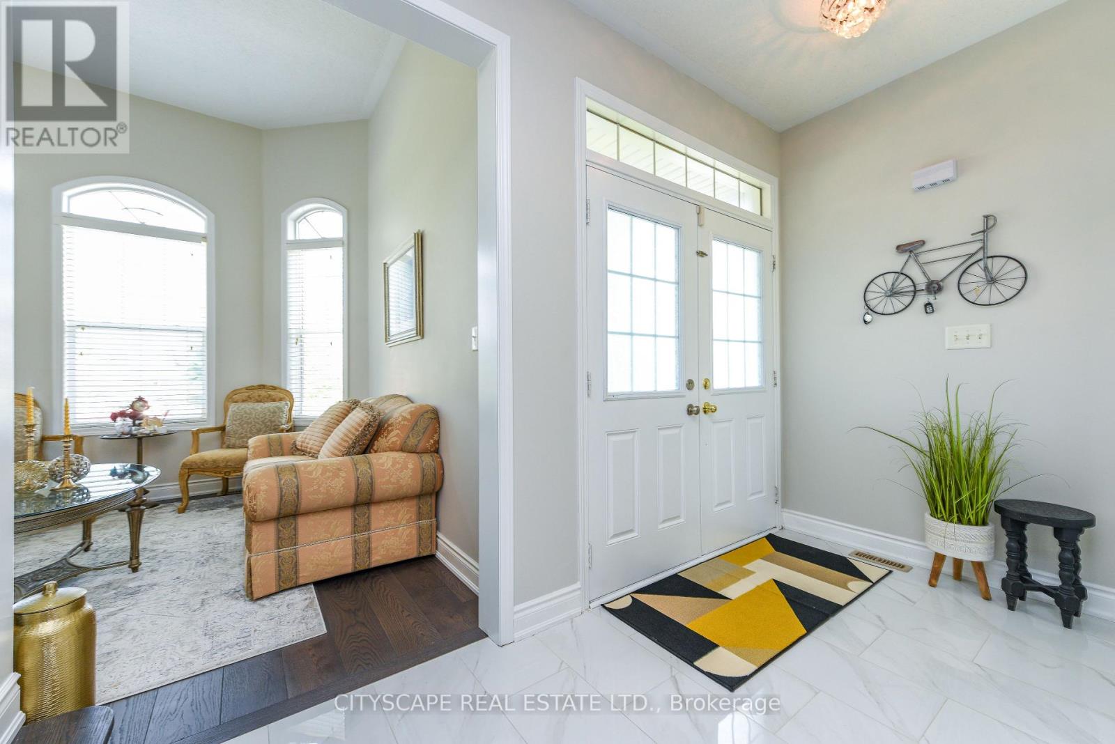879 Bennett Boulevard, Milton, Ontario  L9T 6X9 - Photo 3 - W13738510