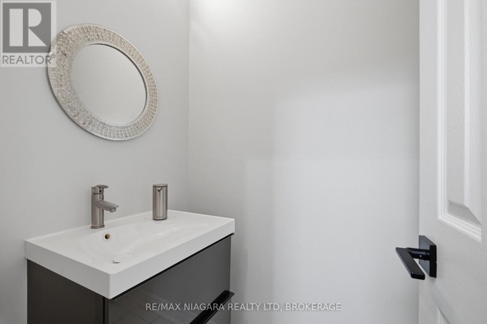 15 Cozocar Crescent, St. Catharines, Ontario  L2S 3Y5 - Photo 38 - X13737724