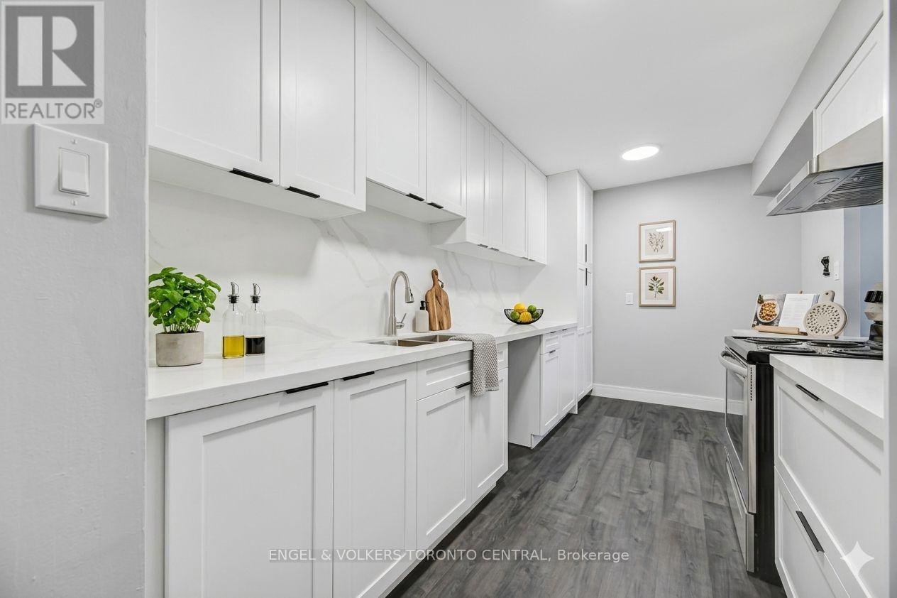 606 - 15 Sewells Road, Toronto, Ontario  M1B 3V7 - Photo 12 - E13238012