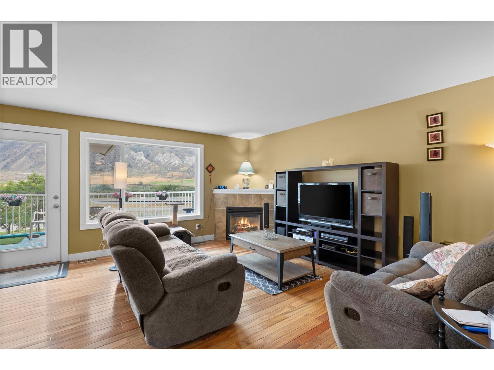 7304 Rambler Place, Kamloops, British Columbia  V2C 6Z1 - Photo 5 - 10399654