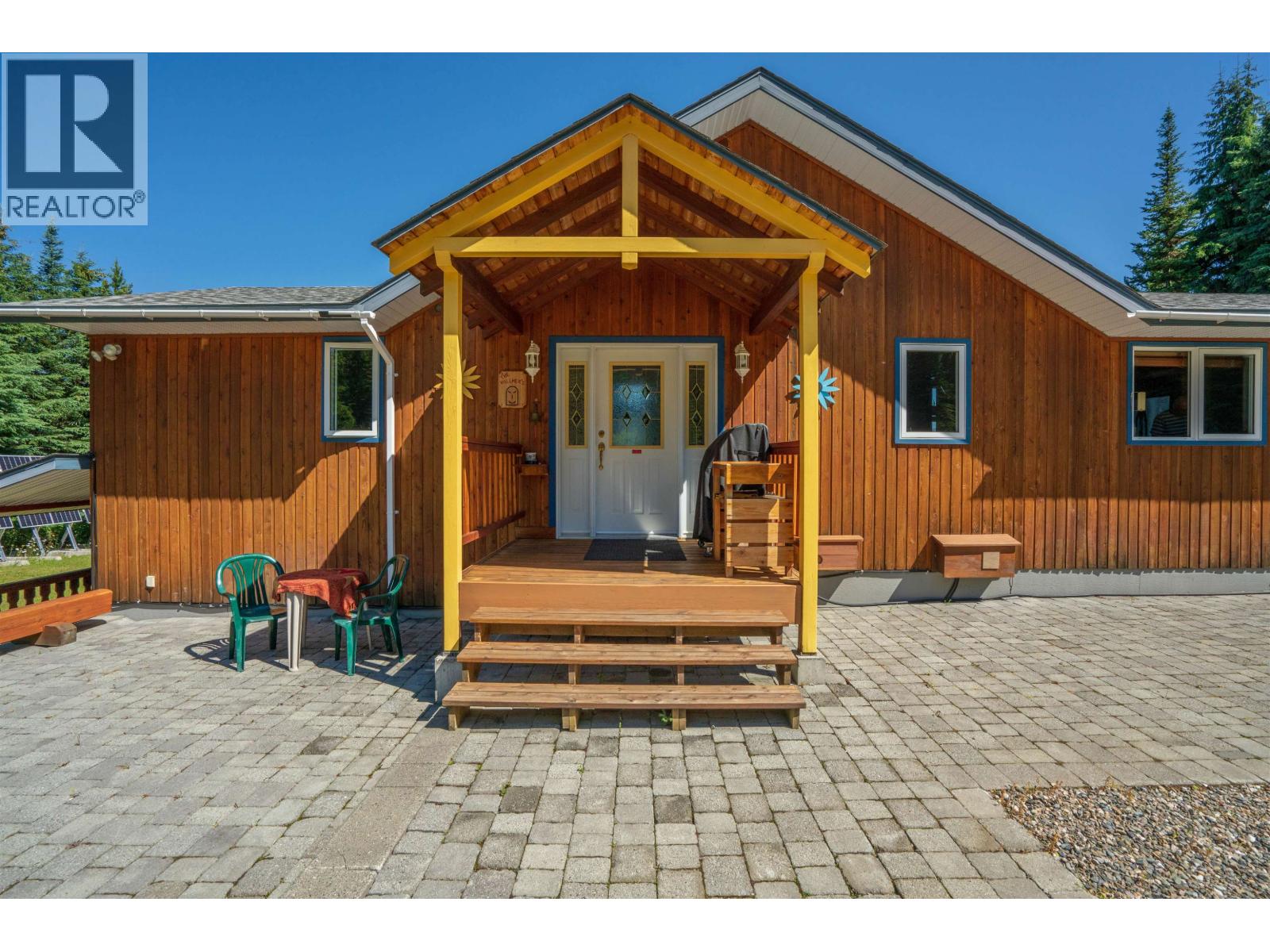 4490 Bowron Lake Road, Wells, British Columbia  V0K 2R0 - Photo 5 - R3160674