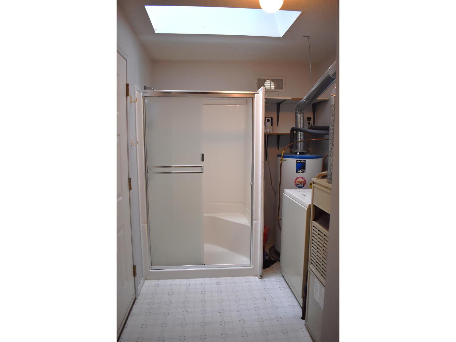 7523 Garnet Drive, Sardis West Vedder, Chilliwack, British Columbia  V2R 3A9 - Photo 14 - R3161035