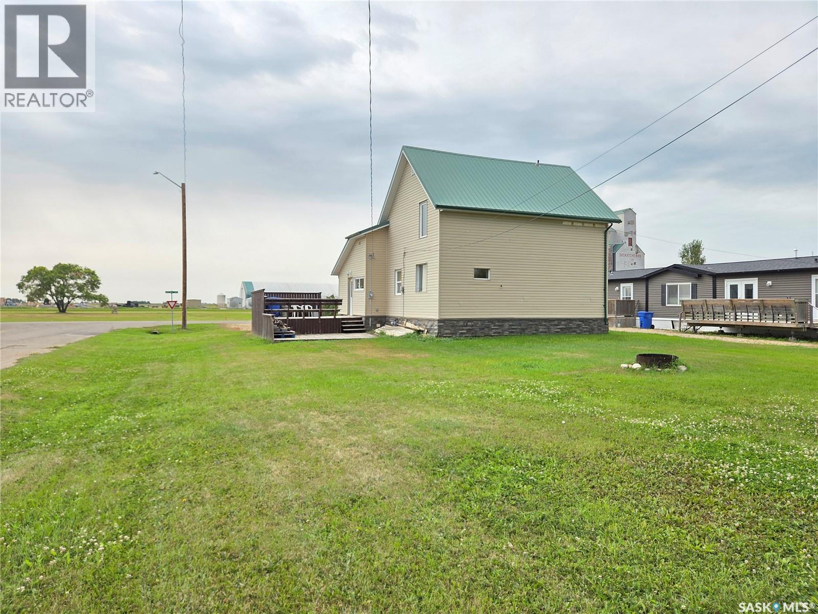 620 Railway Avenue, Arcola, Saskatchewan  S0C 0G0 - Photo 10 - SK047364