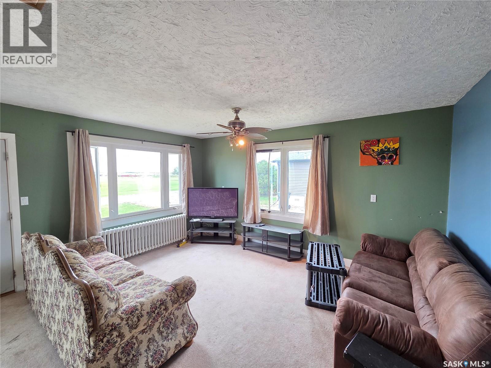 620 Railway Avenue, Arcola, Saskatchewan  S0C 0G0 - Photo 27 - SK047364