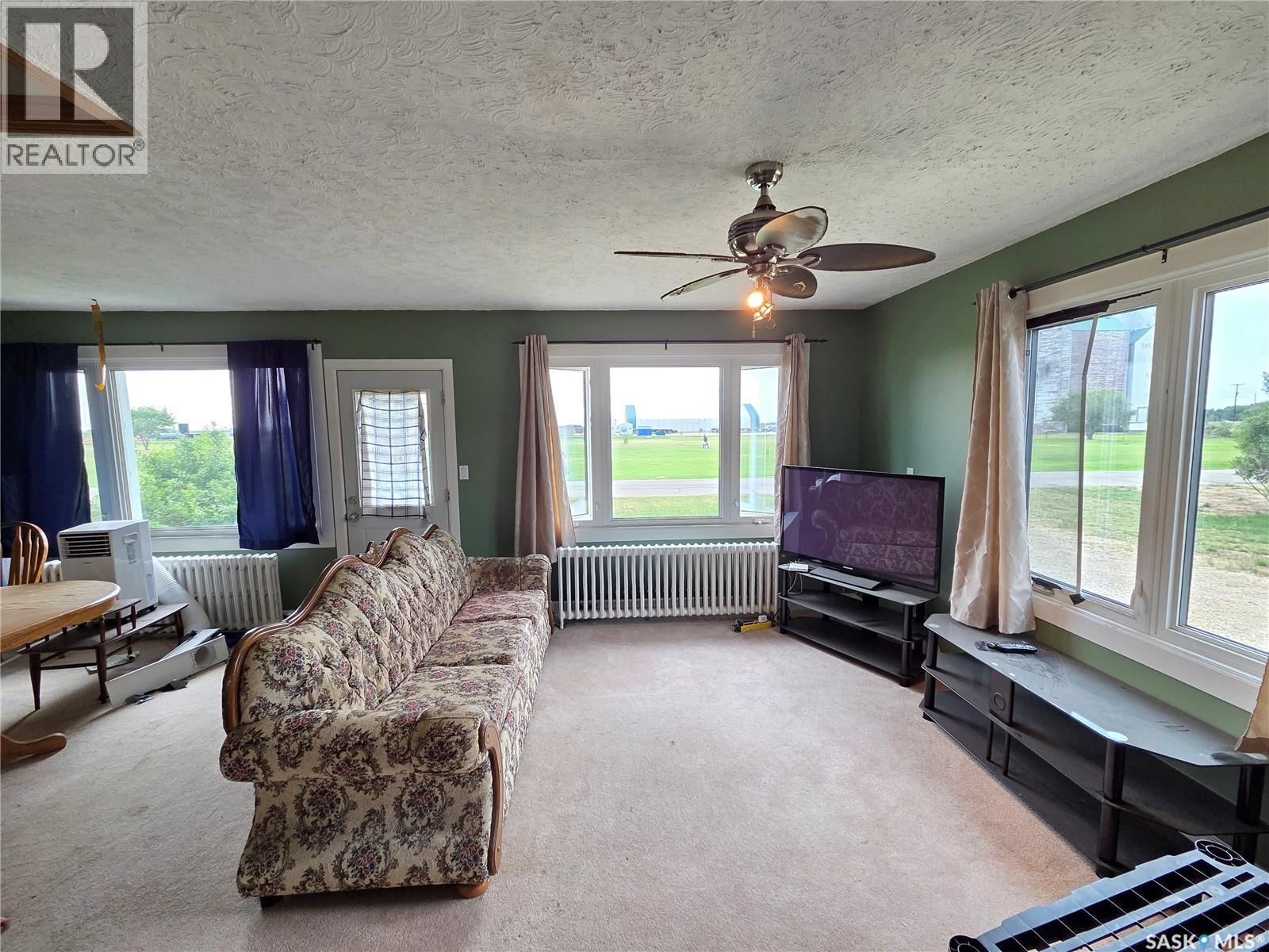 620 Railway Avenue, Arcola, Saskatchewan  S0C 0G0 - Photo 29 - SK047364