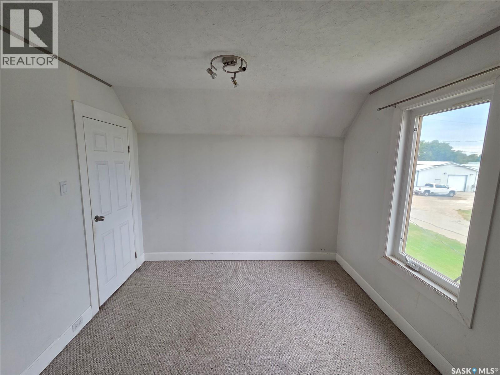 620 Railway Avenue, Arcola, Saskatchewan  S0C 0G0 - Photo 39 - SK047364