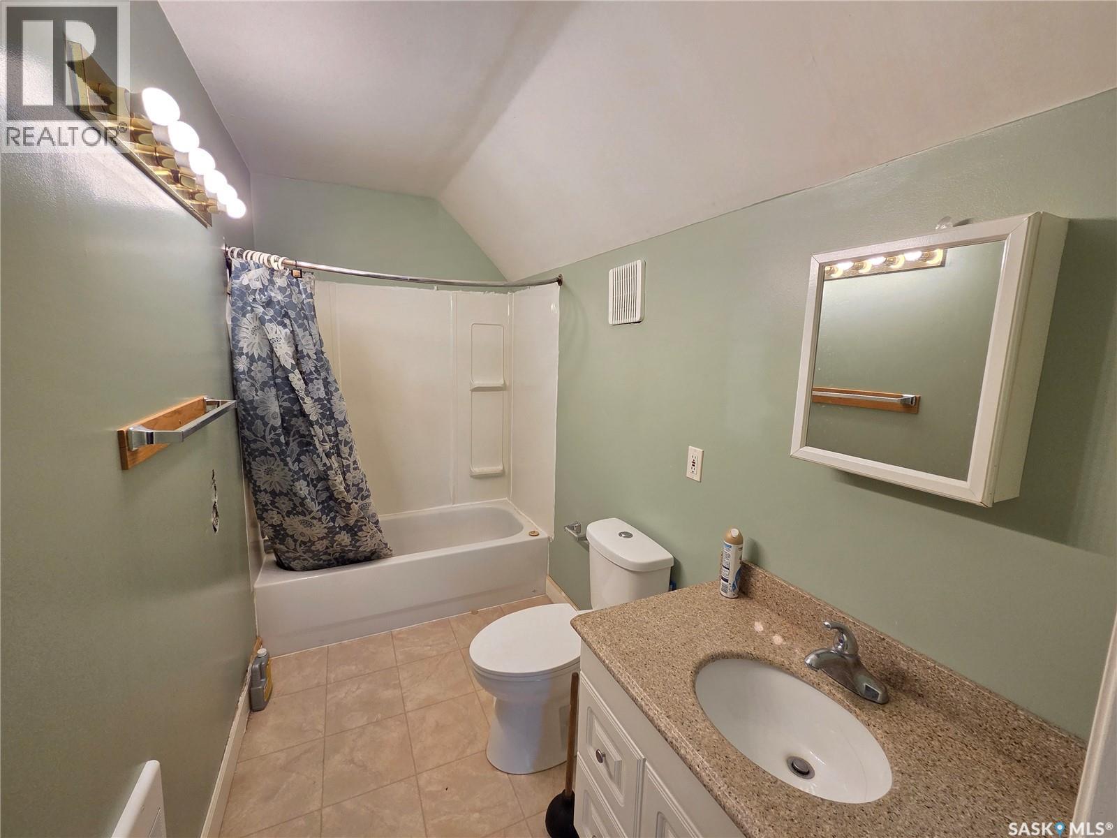 620 Railway Avenue, Arcola, Saskatchewan  S0C 0G0 - Photo 48 - SK047364