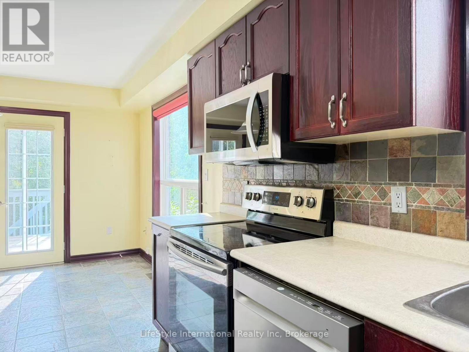 Main Unit - 16 Lynch Circle, Guelph, Ontario  N1L 1R5 - Photo 13 - X13737694
