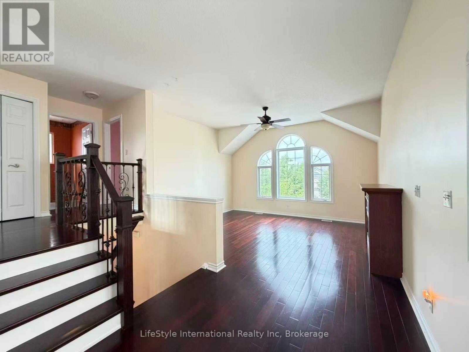 Main Unit - 16 Lynch Circle, Guelph, Ontario  N1L 1R5 - Photo 18 - X13737694
