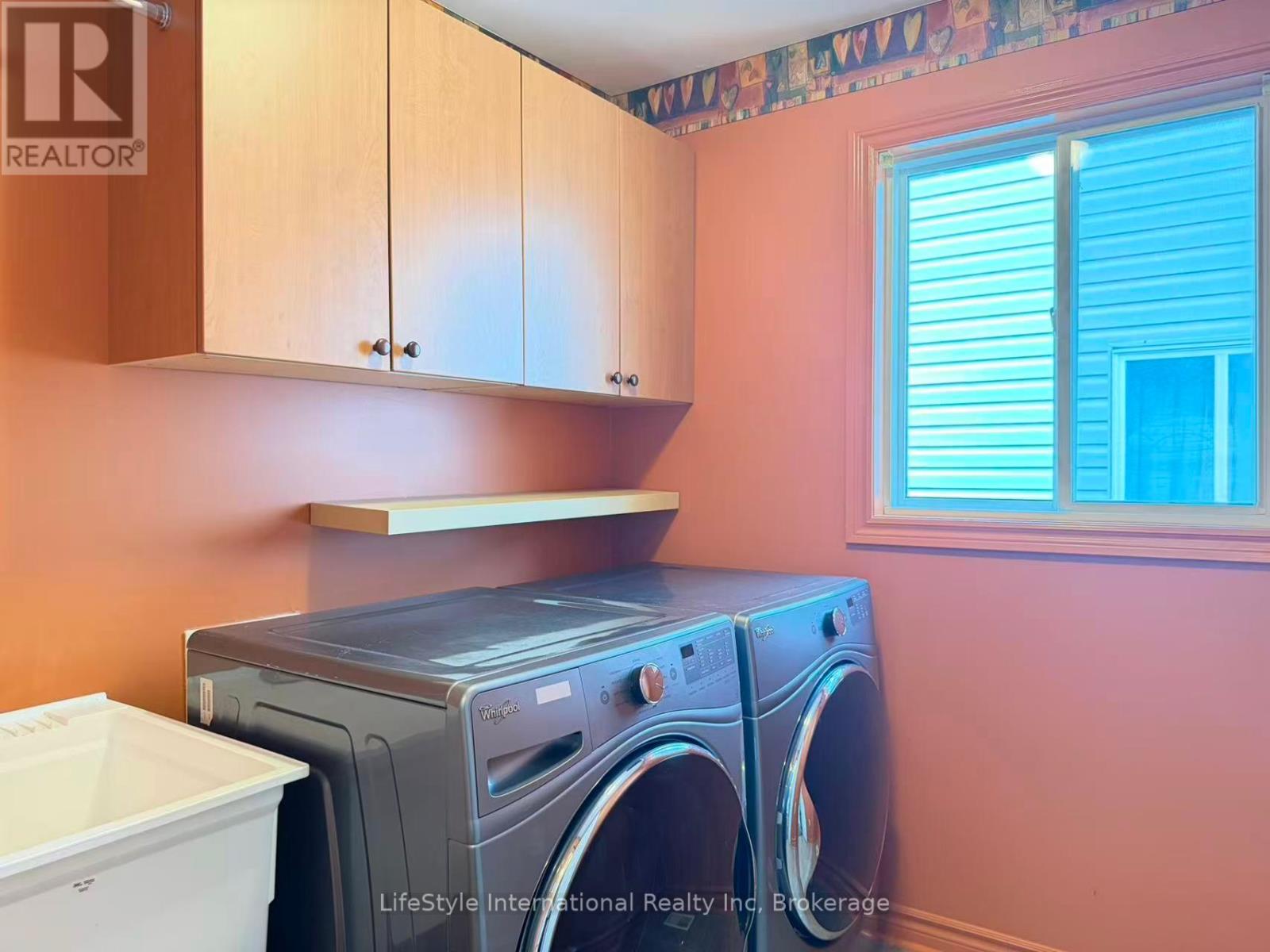Main Unit - 16 Lynch Circle, Guelph, Ontario  N1L 1R5 - Photo 37 - X13737694