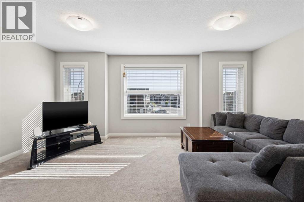215 Redstone Heights Ne, Calgary, Alberta  T3N 0T9 - Photo 30 - A2338416