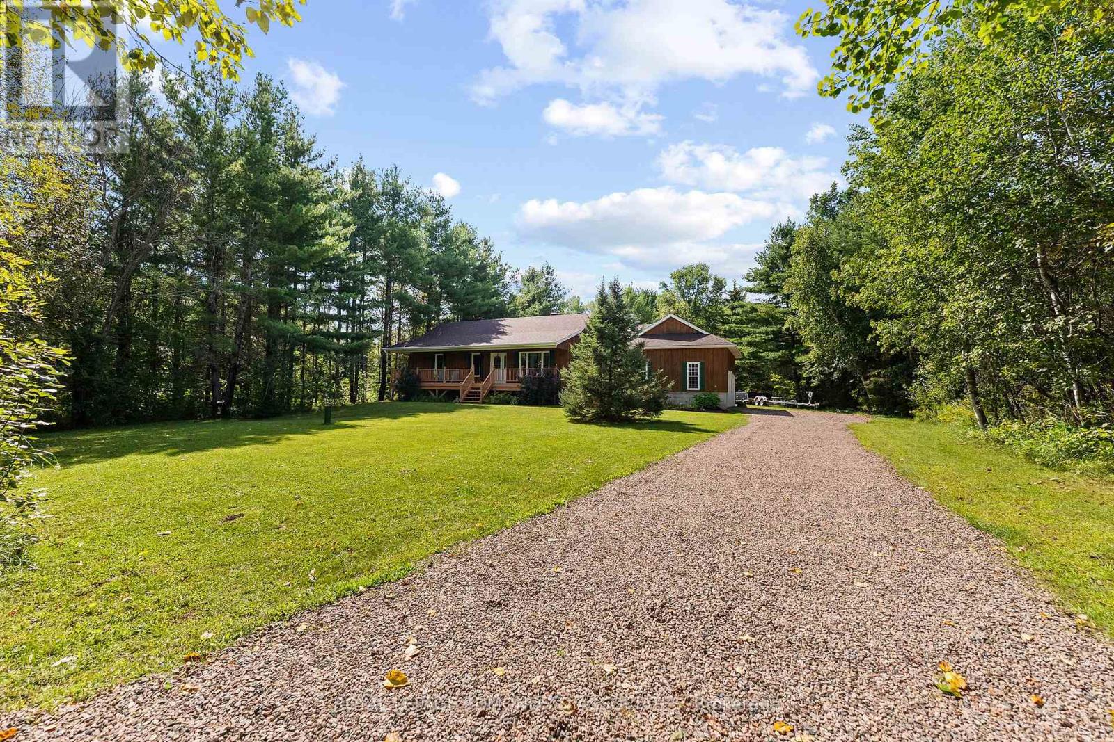 57 Krause Street, Laurentian Valley, Ontario  K8A 5L8 - Photo 4 - X13738894