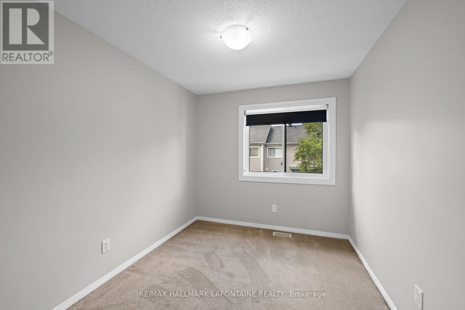 556 Burleigh Private, Ottawa, Ontario  K1J 1J9 - Photo 32 - X13703244