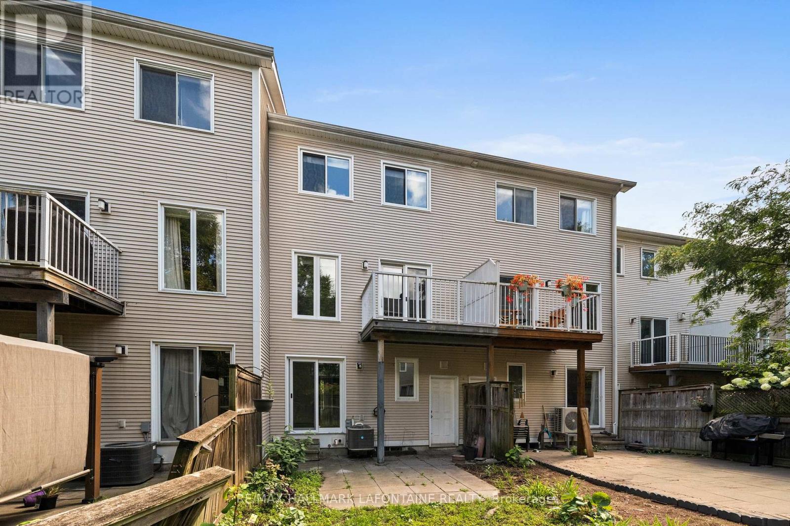556 Burleigh Private, Ottawa, Ontario  K1J 1J9 - Photo 41 - X13703244